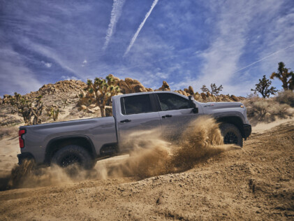 driving-new-chevrolet-zr2-trucks-through-king-of-the-hammers-2024-01-11_16-42-08_716877