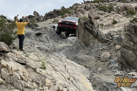 driving-new-chevrolet-zr2-trucks-through-king-of-the-hammers-2024-01-11_17-01-21_267229