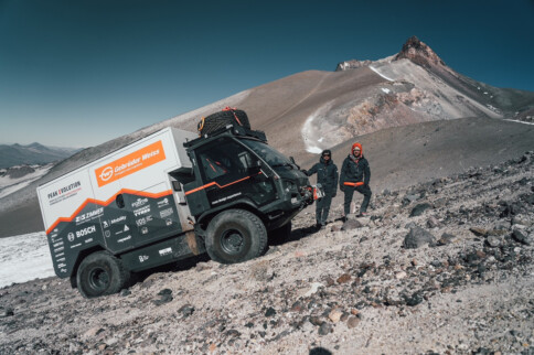 This Solar-Electric 4x4 Truck Set A New World Altitude Record